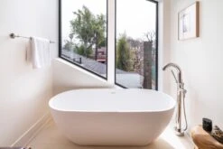 Nyoko 68" BARstone Freestanding Tub -Barclay Products Shop download 62253e2f 7e53 4c6f 9dc5 b688d9ba0c92